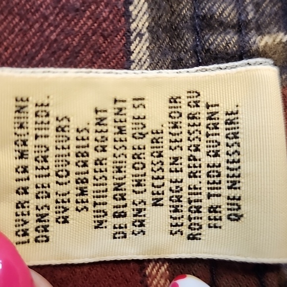 Eddie Bauer Men's Plaid Shirt - Red and Navy Blue - Picture 6 of 10